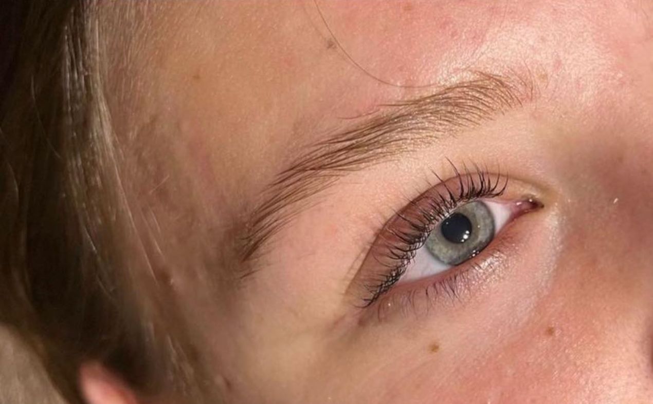 Brow en Lash behandeling bij BeautyKa